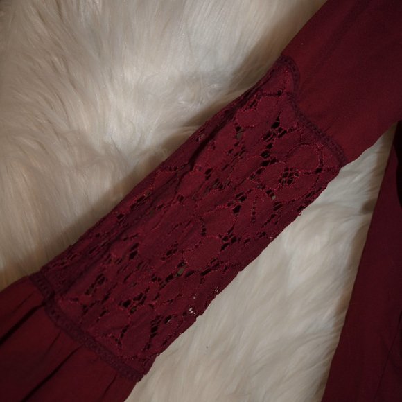 Burgundy Blouse w/ Lace Sleeves&Button-Down Front Size S BY VALERIE STEVENS - Picture 3 of 6